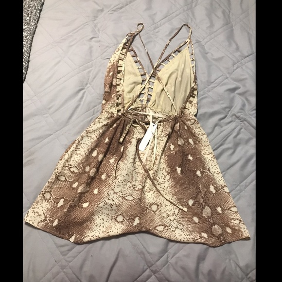 Romper - Picture 2 of 2